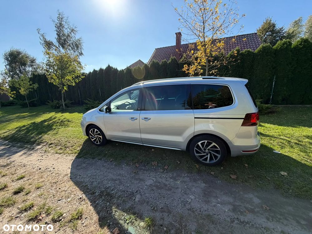 Volkswagen Sharan 2.0 TDI BMT Highline - 9