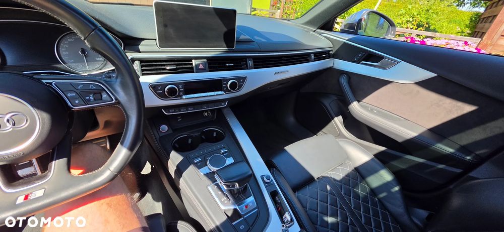 Audi S4 Limousine - 14