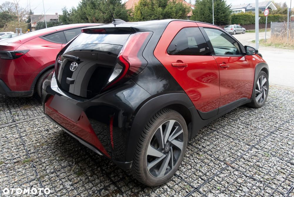 Toyota Aygo X 1.0 VVT-i Executive CVT - 5