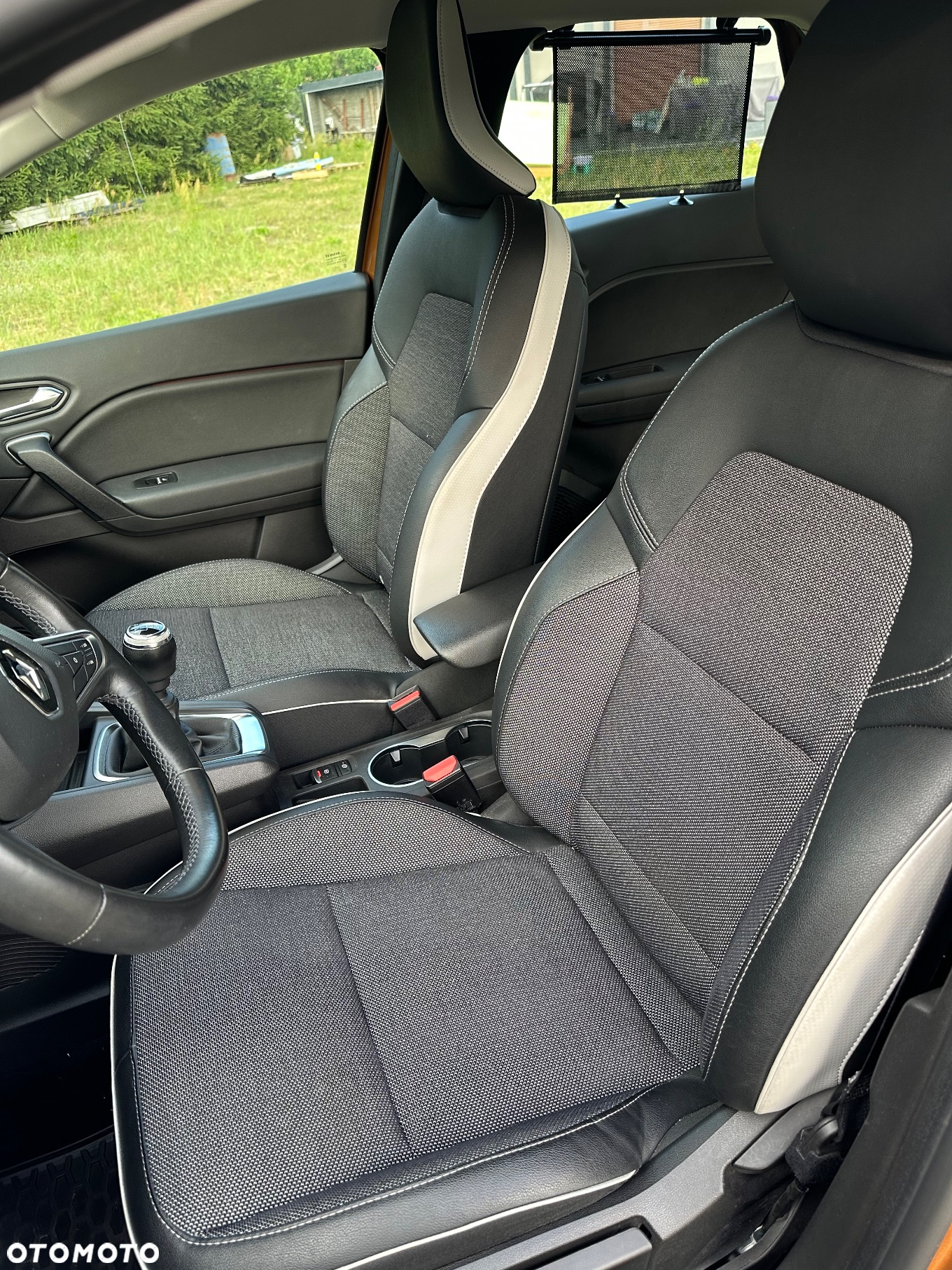 Renault Captur 1.0 TCe Intens - 3
