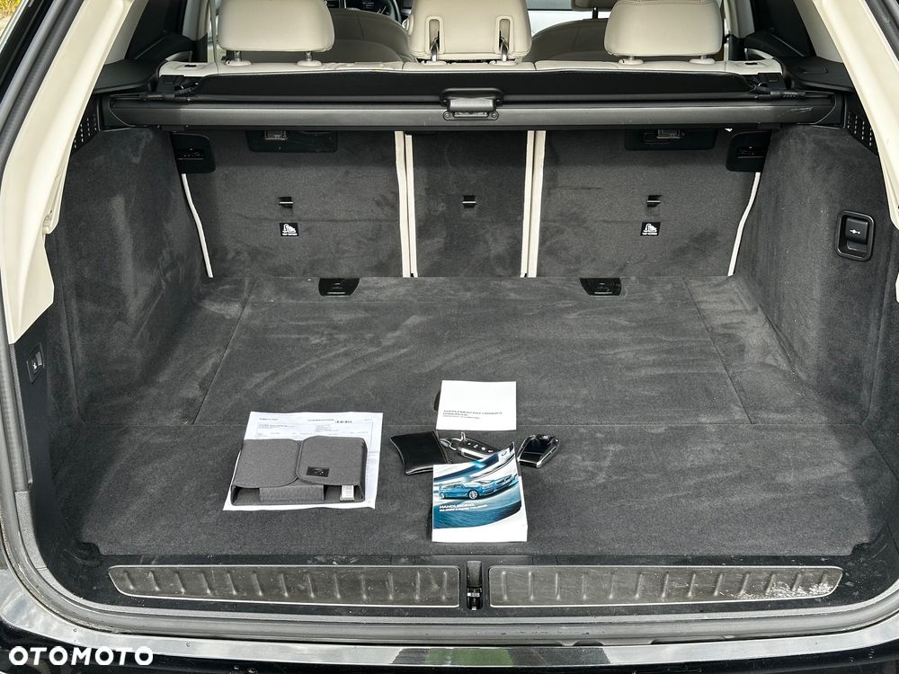 BMW Seria 5 520d Touring Luxury Line - 35