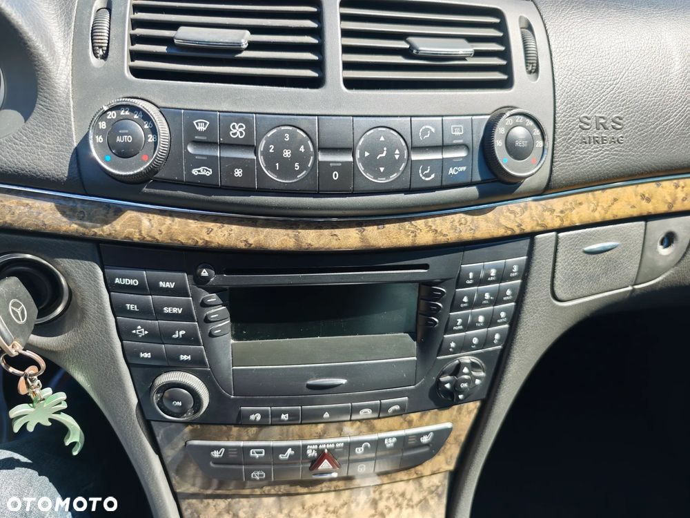 Mercedes-Benz Klasa E 280 CDI Avantgarde DPF - 19