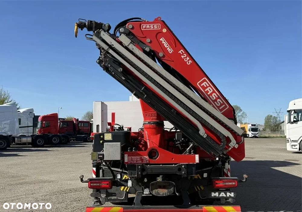 MAN TGX 26.470 6x2-4  OŚ PODWIESZANA - SKRĘTNA, HDS Dzwig Żuraw Fassi F235 + 5/6 funkcja chwytak/rotator + RADIO!!! Skrzynia 660x250cm - 6