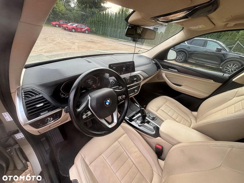 BMW X3 xDrive30i Luxury Line - 8