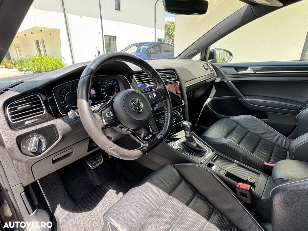 Volkswagen Golf - 5