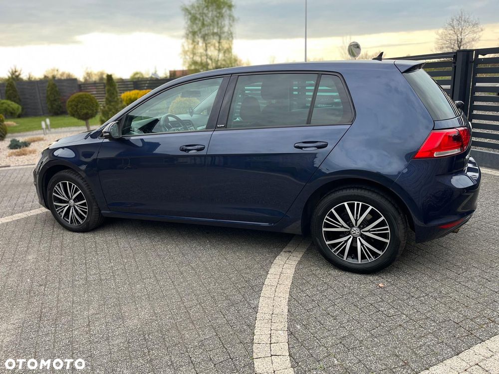 Volkswagen Golf 1.6 TDI BlueMotion Technology Allstar - 9