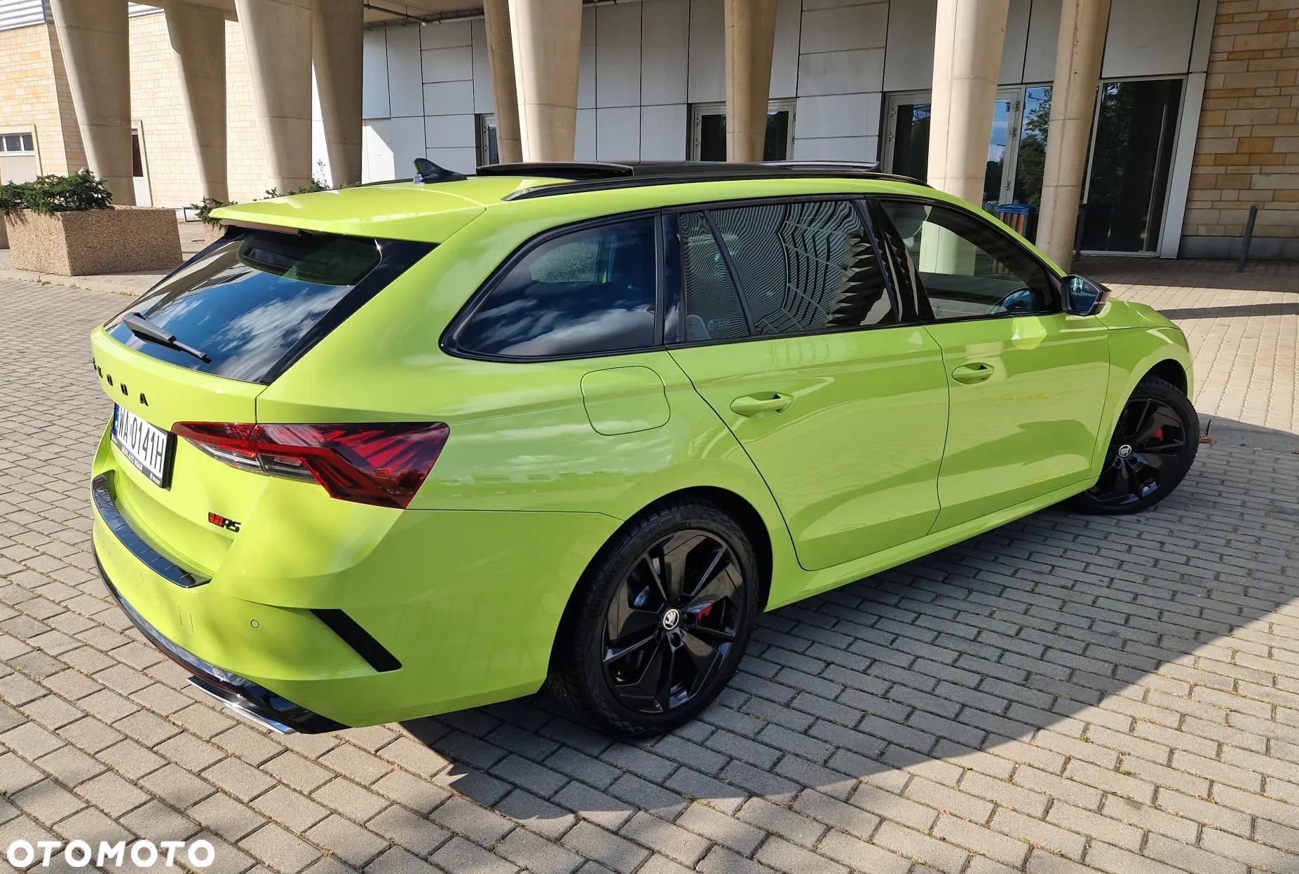 Skoda Octavia 2.0 TSI RS DSG - 11