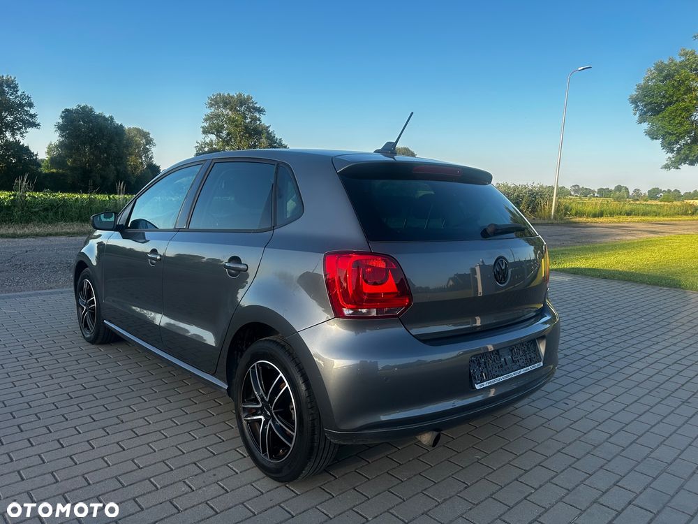 Volkswagen Polo 1.6 TDI DPF Highline - 12
