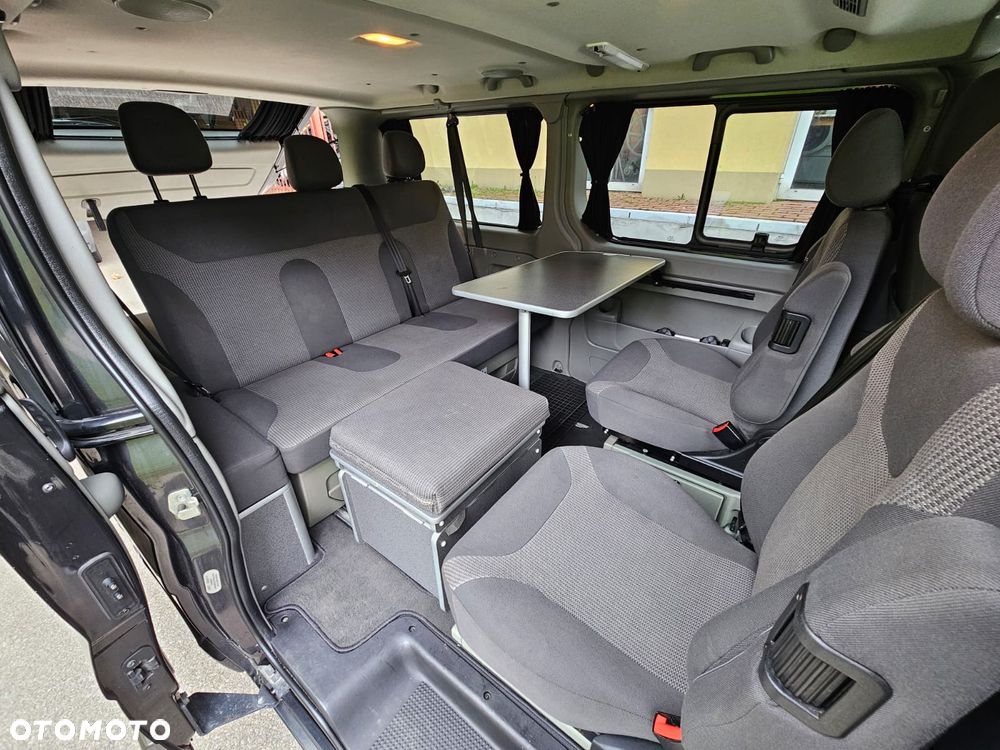 Opel Vivaro - 9