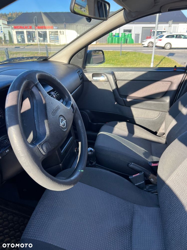 Opel Astra - 13