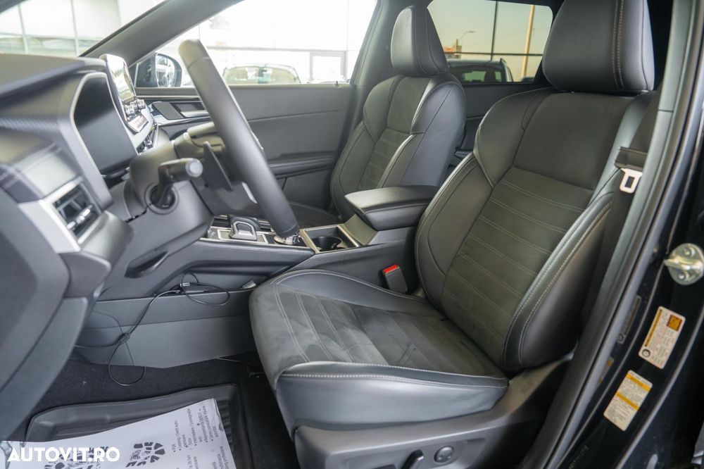 Mitsubishi Outlander 2.4 4WD CVT Instyle - 23