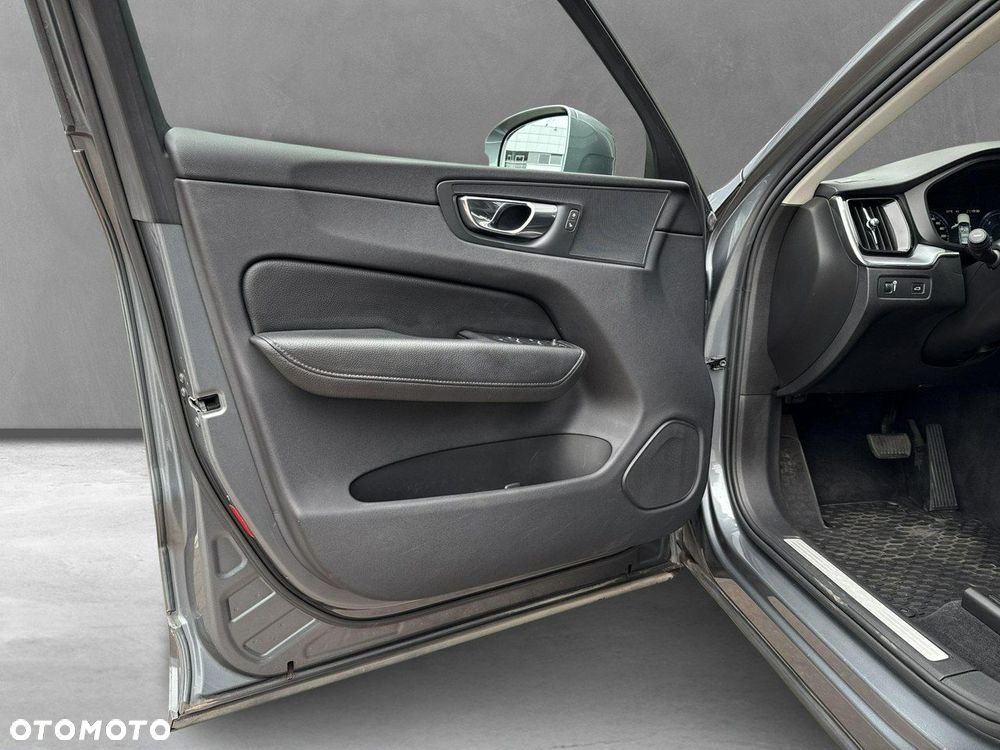Volvo XC 60 - 24