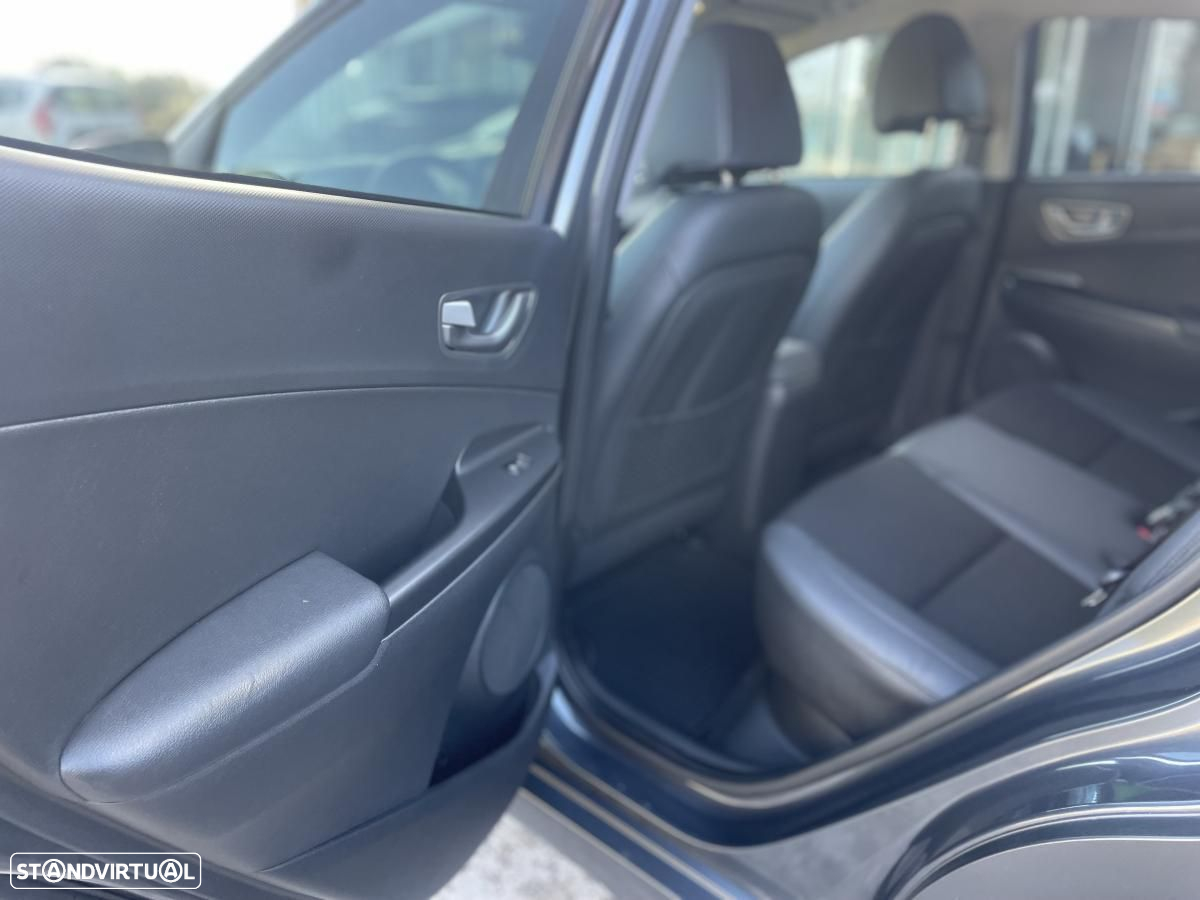 Hyundai Kauai EV 64 kWh Premium - 17