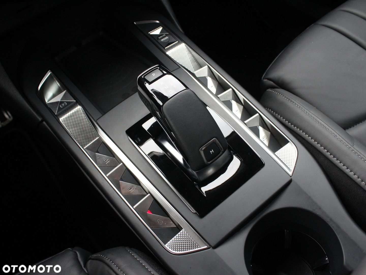 DS Automobiles DS 3 - 16
