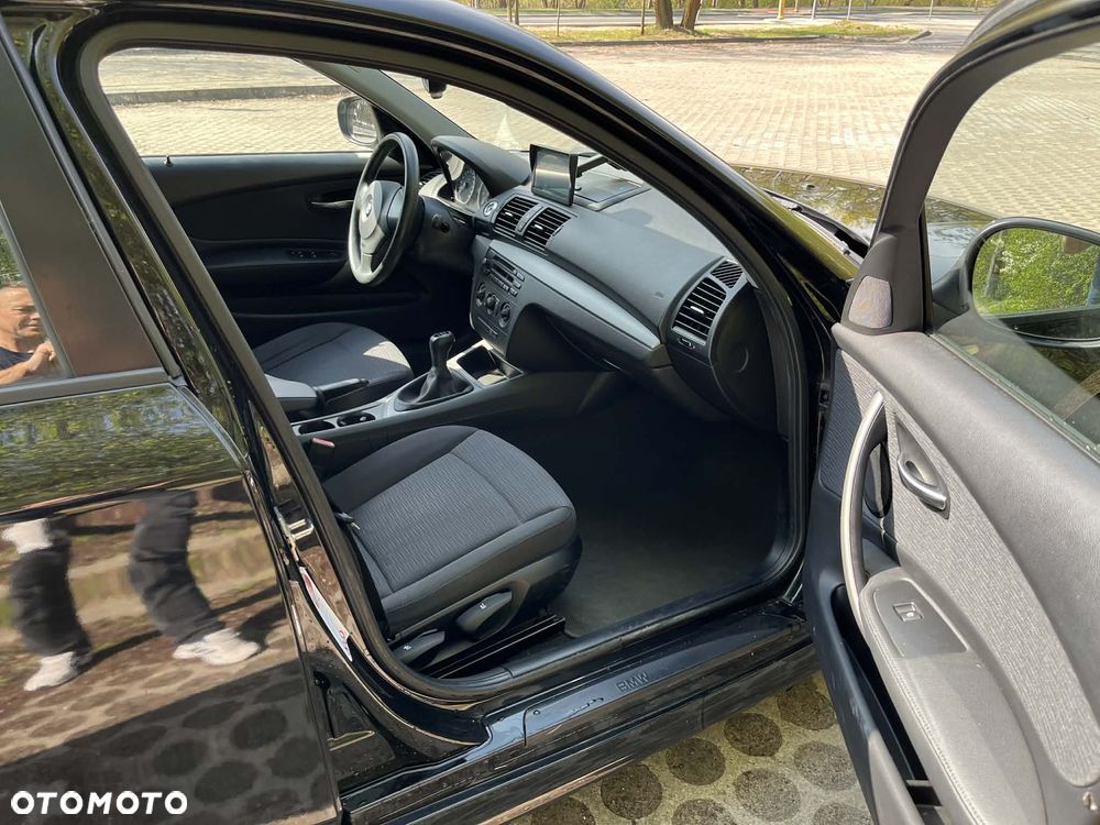 BMW Seria 1 116i - 3