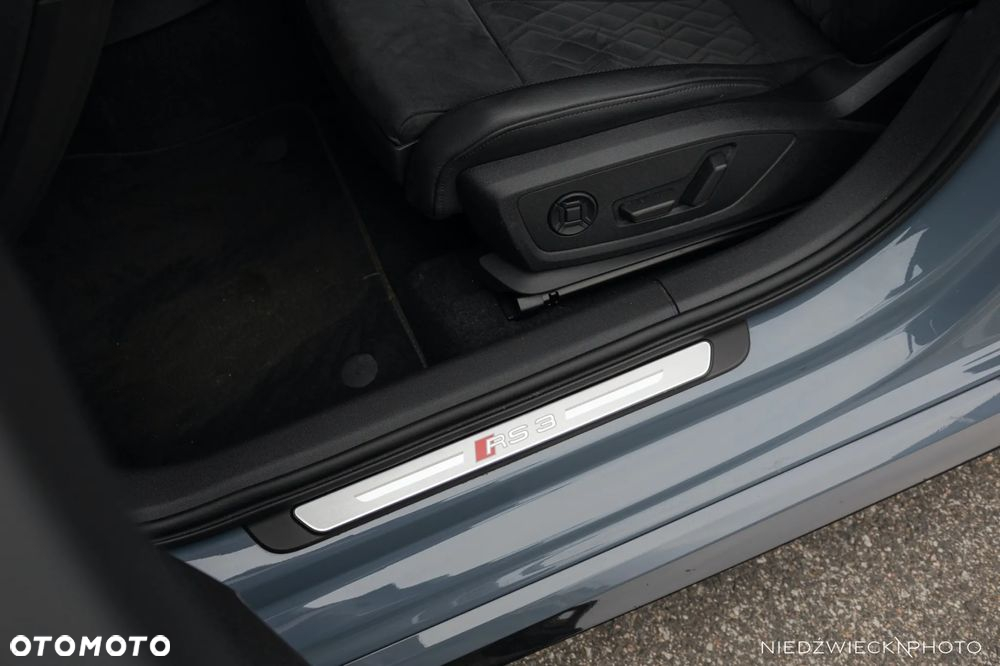 Audi RS3 TFSI Quattro S tronic - 28