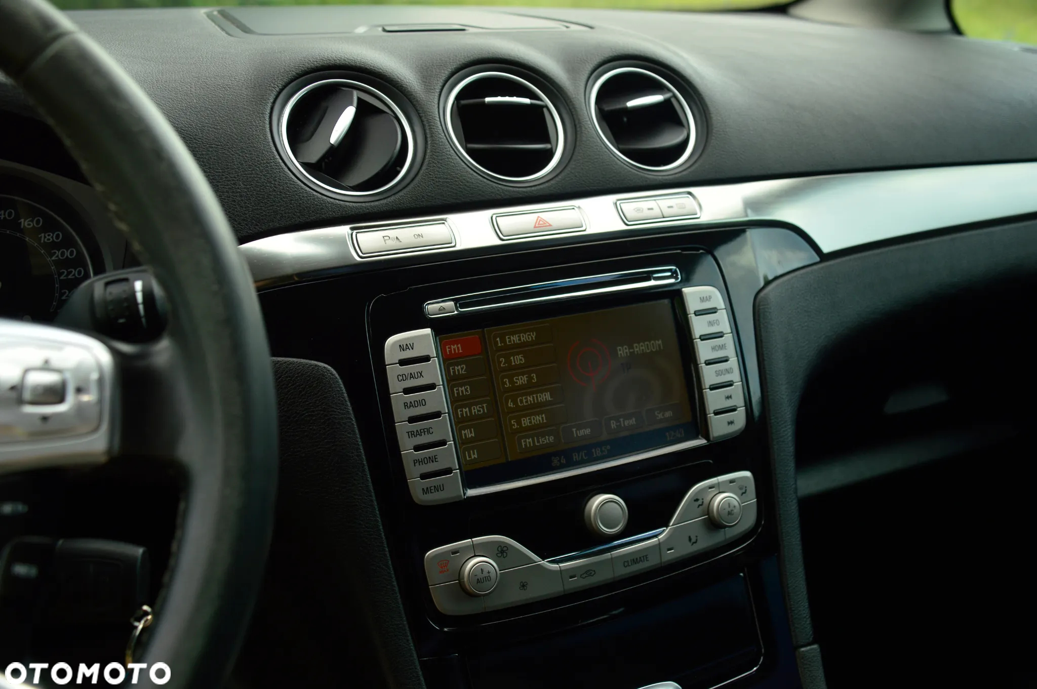 Ford S-Max 2.0 Ambiente - 16
