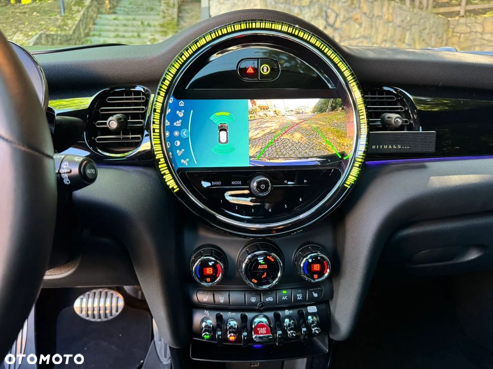 MINI John Cooper Works - 10