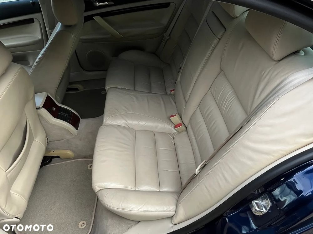 Skoda Superb 2.8 V6 Elegance - 20