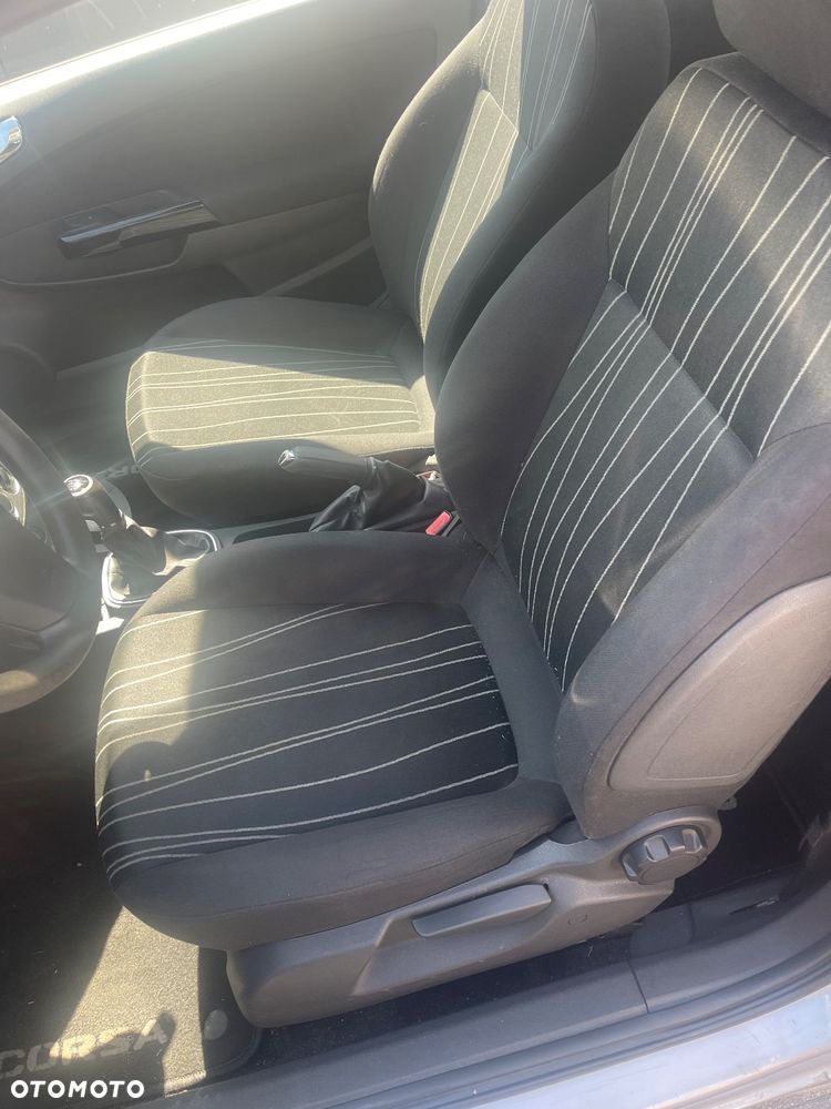 OPEL CORSA D 5d lub 3d FOTELE KANAPA ŁADNY STAN - 7