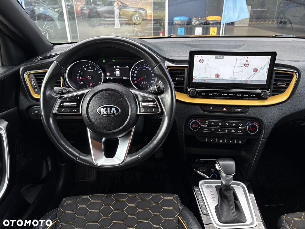 Kia XCeed - 16