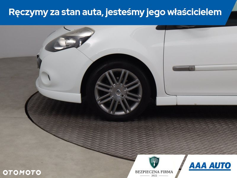 Renault Clio - 16
