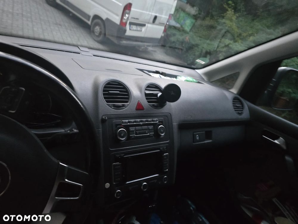 Volkswagen Caddy Maxi Comfortline - 12