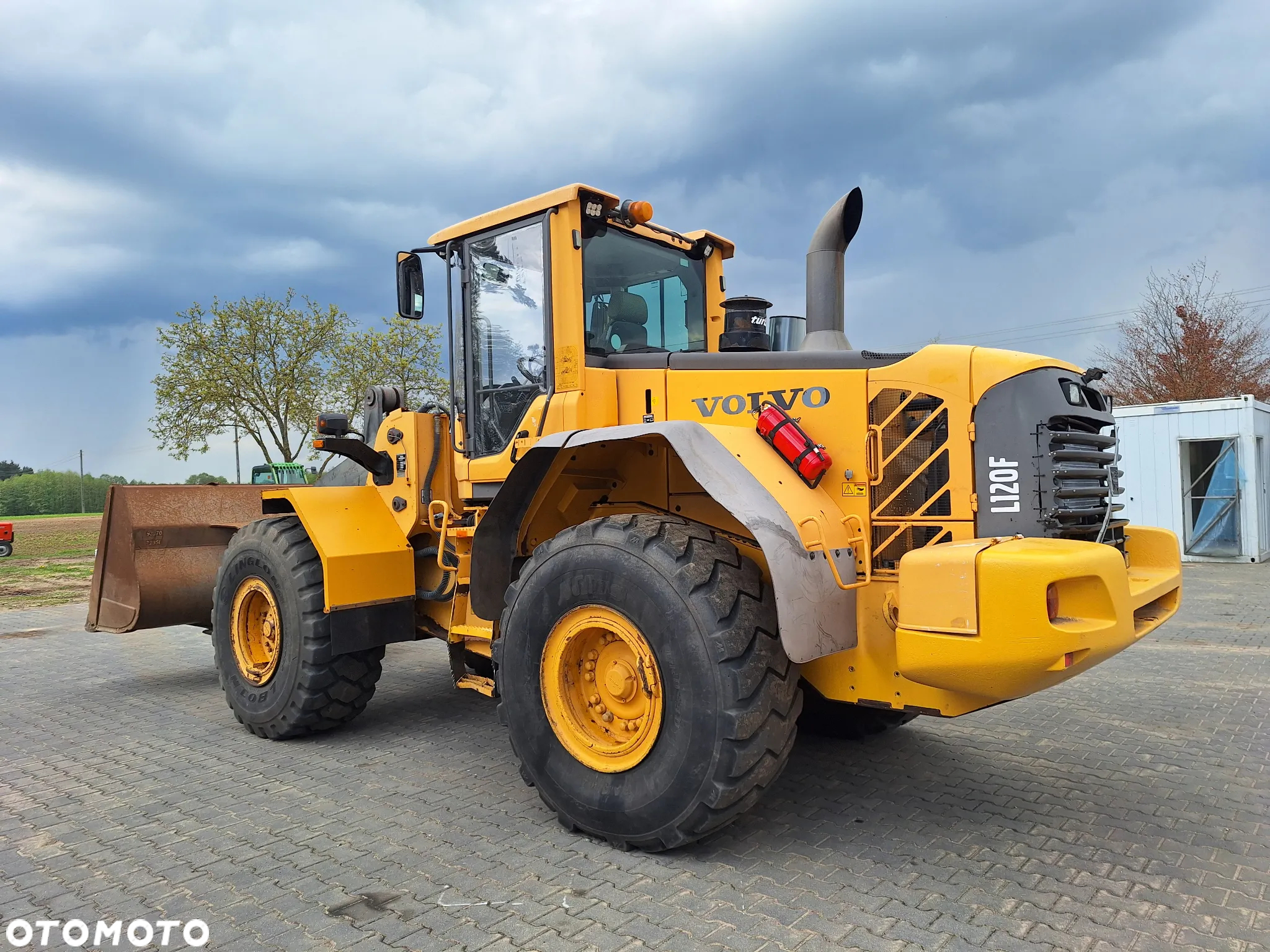 Volvo L120F - 3