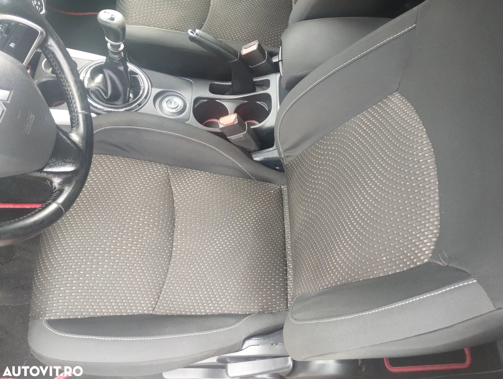 Mitsubishi ASX - 8