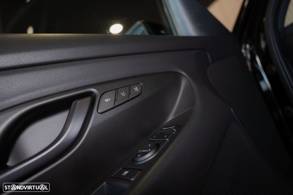 Hyundai i30 N 2.0 T-GDi Pack Performance - 27