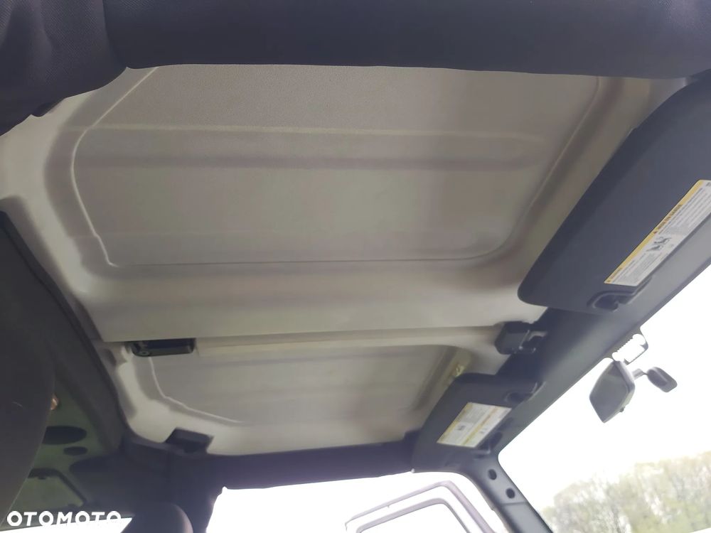 Jeep Wrangler 3.6 X - 25