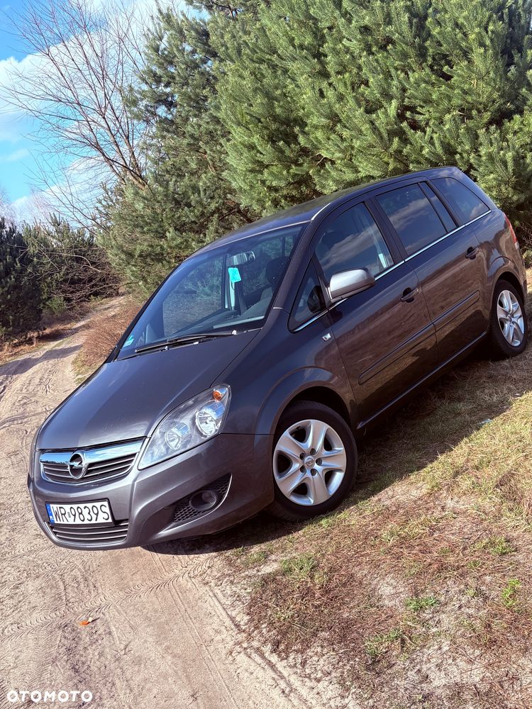 Opel Zafira - 20