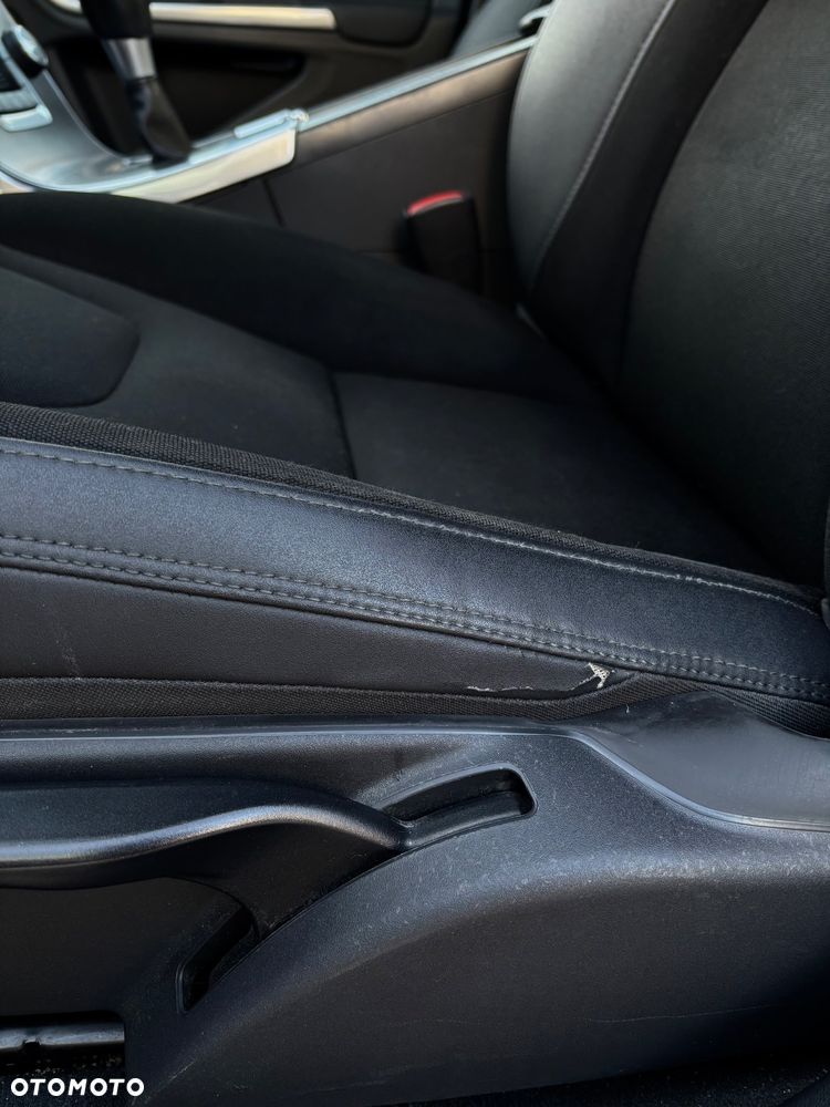 Volvo S60 D3 Momentum - 11