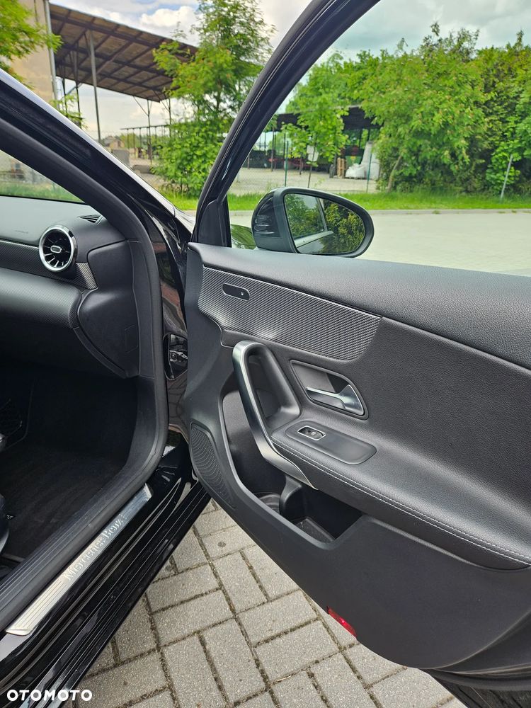 Mercedes-Benz Klasa A 180 Progressive 7G-DCT - 18