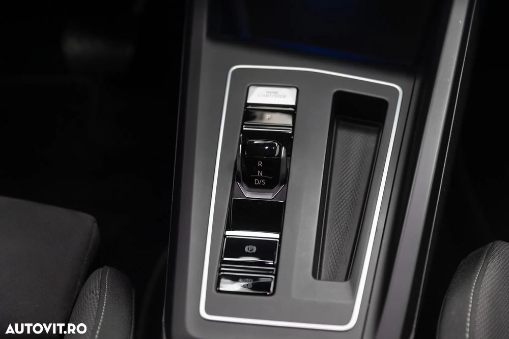 Volkswagen Golf 1.4 eHybrid OPF DSG Style - 29