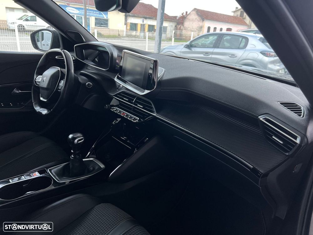 Peugeot 2008 1.5 BlueHDi GT - 21