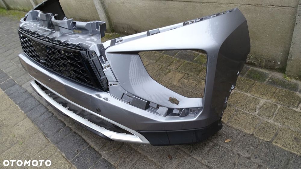 MITSUBISHI ECLIPSE CROSS LIFT 21r> - zderzak przedni - 2