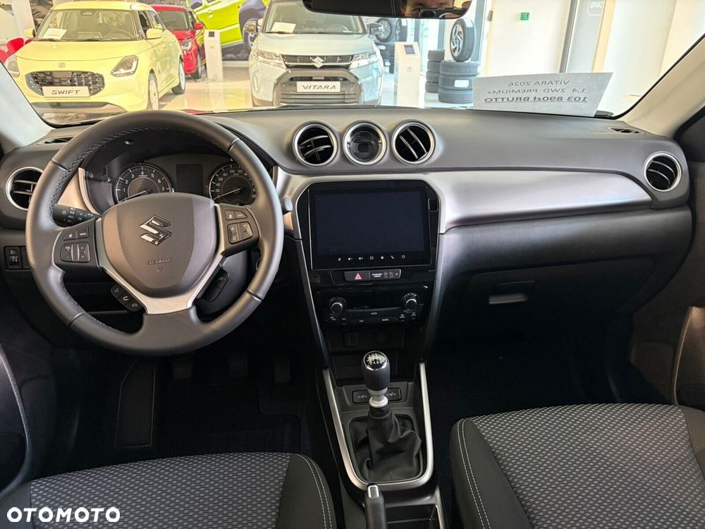 Suzuki Vitara - 8