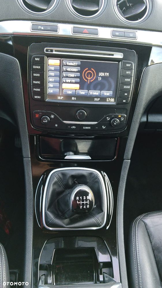 Ford S-Max - 33
