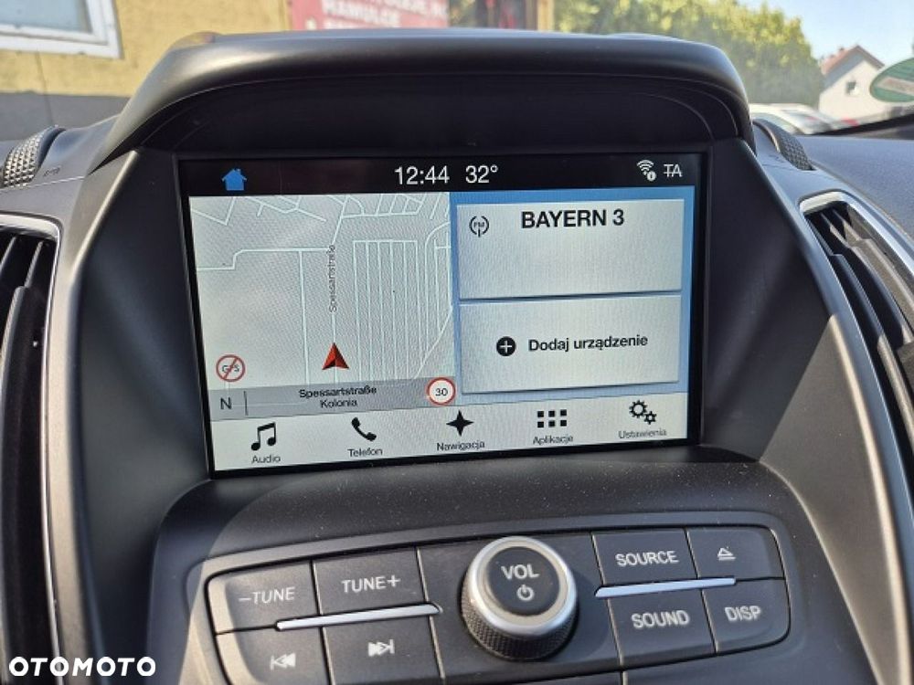Ford Grand C-MAX - 36