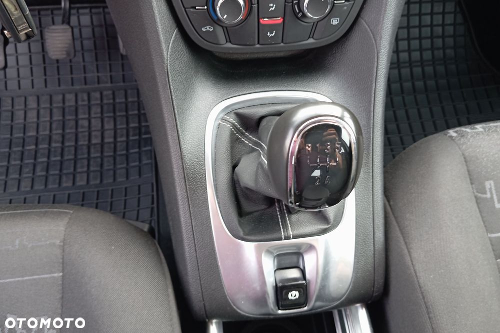 Opel Meriva 1.4 T Cosmo - 27