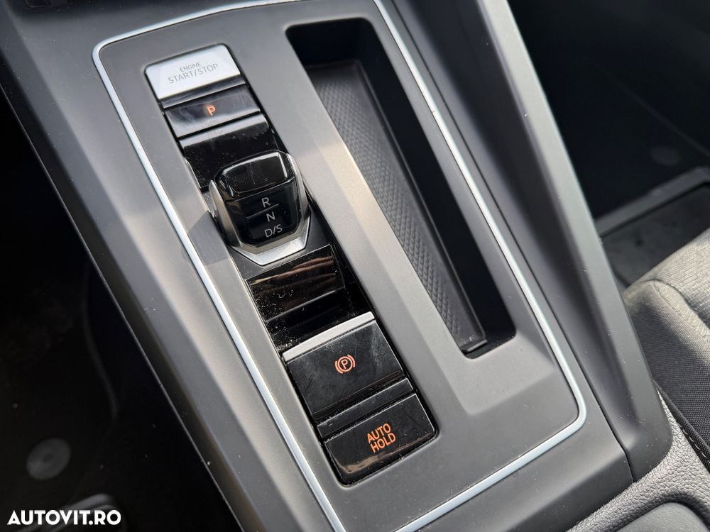 Volkswagen Golf - 12