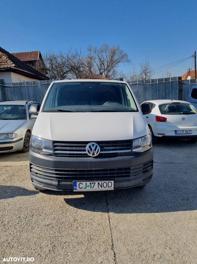 Volkswagen Transporter - 2