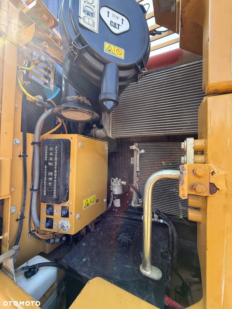 Caterpillar 321 D - 6