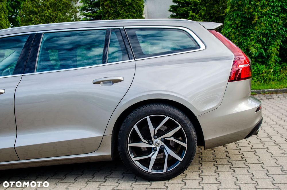 Volvo V60 T4 Geartronic Momentum Pro - 9