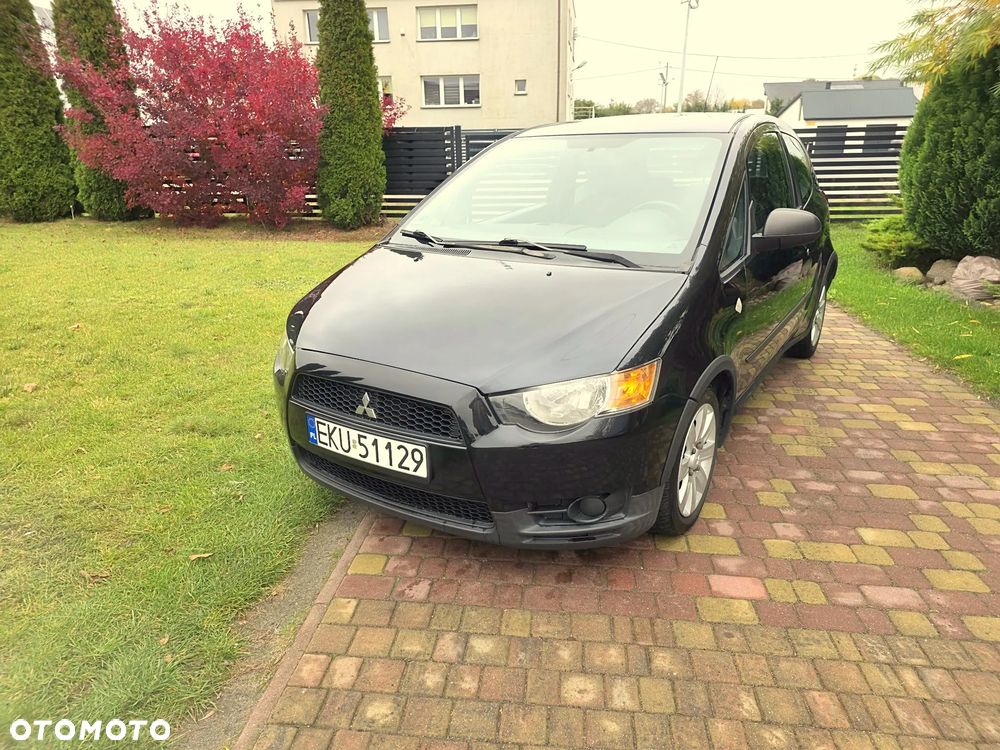 Mitsubishi Colt 2011 photo 2