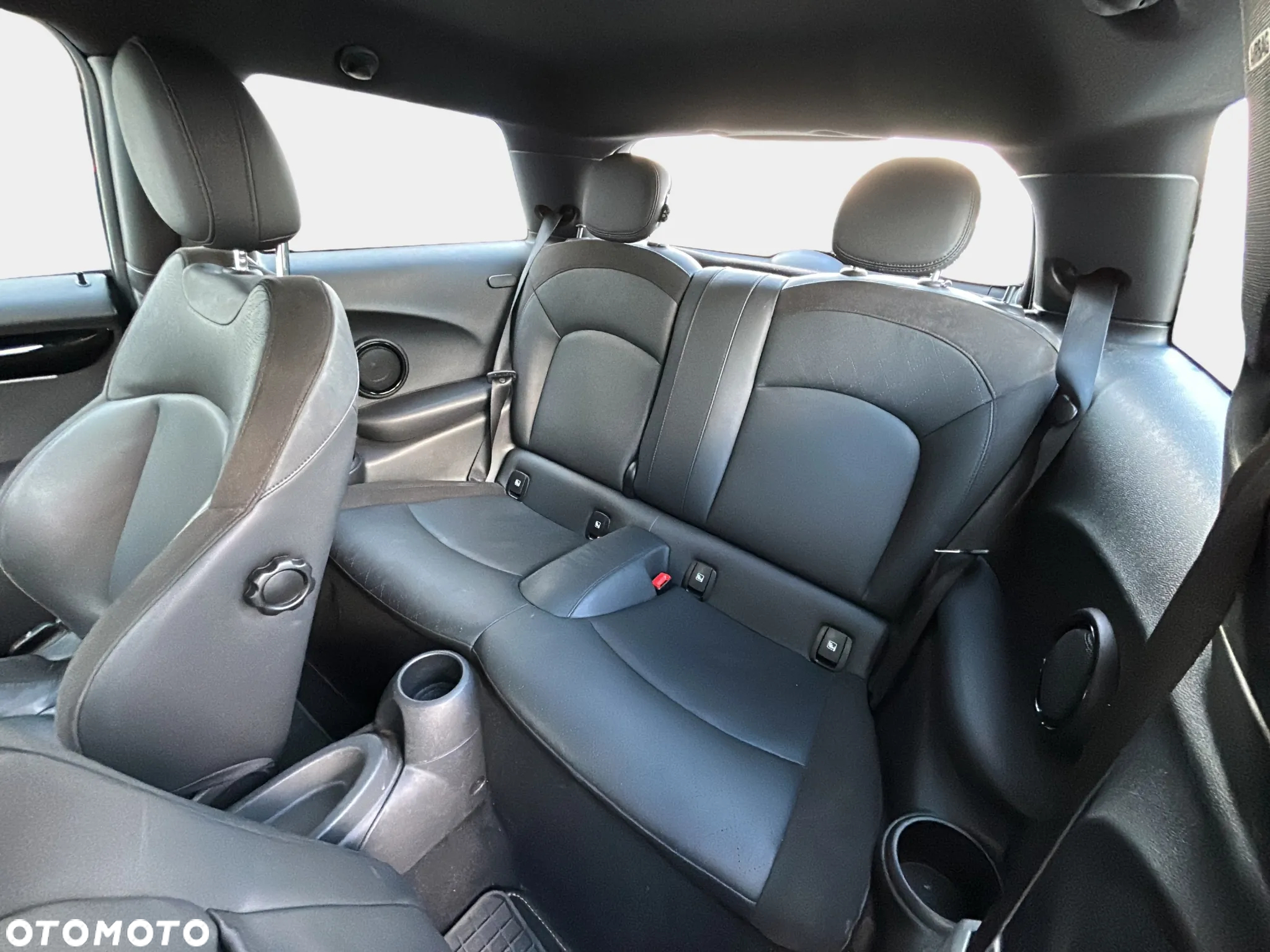 MINI Cooper SE Electric Trim - 12