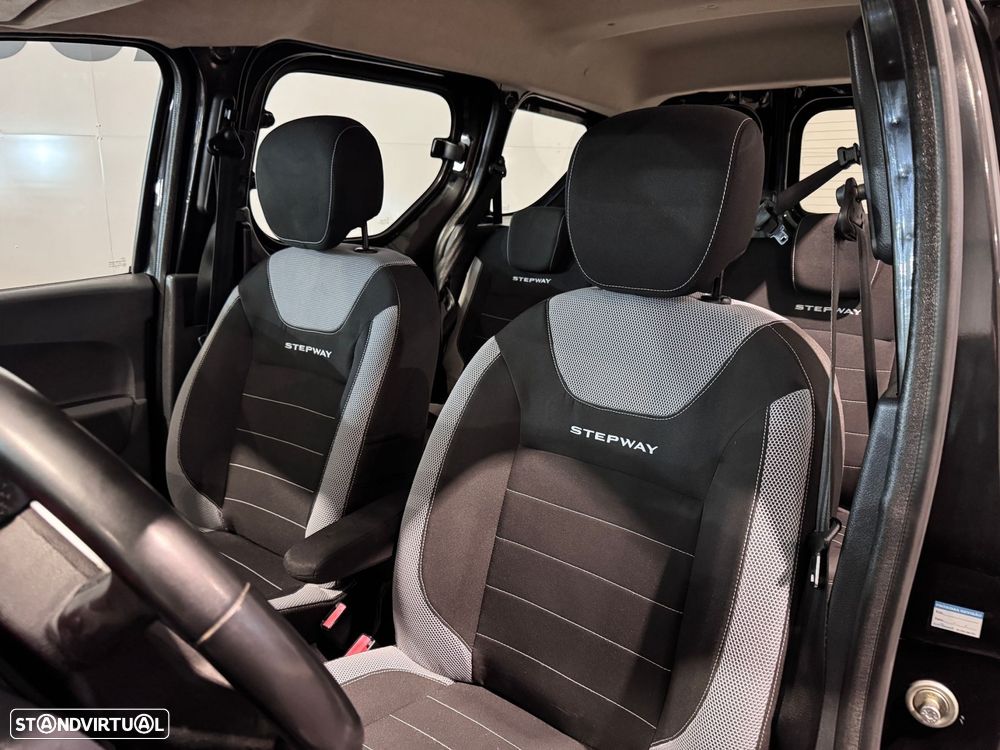 Dacia Dokker 1.5 dCi Stepway - 11