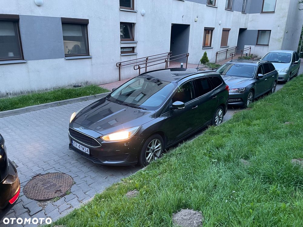 Ford Focus 1.6 Trend - 1