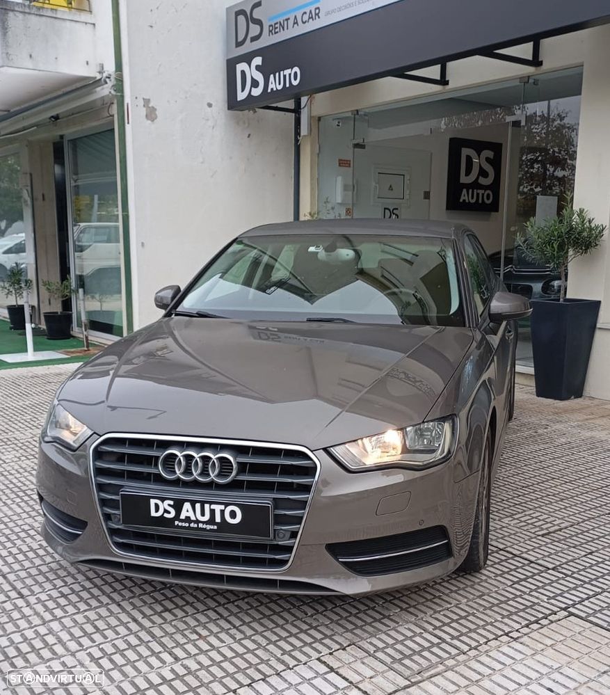 Audi A3 Sportback 1.6 TDI ultra Attraction - 3